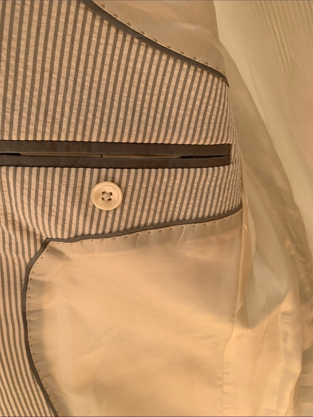 Men's Cream Seersucker Blazer - Classic Lightweight Sport Coat, Brooks Brothers - Picture 6 of 10
